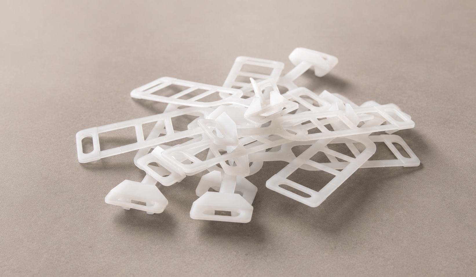 Combi deal I 100 MultiClips® - 100 spieën - 1 MultiBuddy® - Afbeelding 1